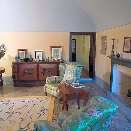 Casa Rovelli Bed & Breakfast 3*